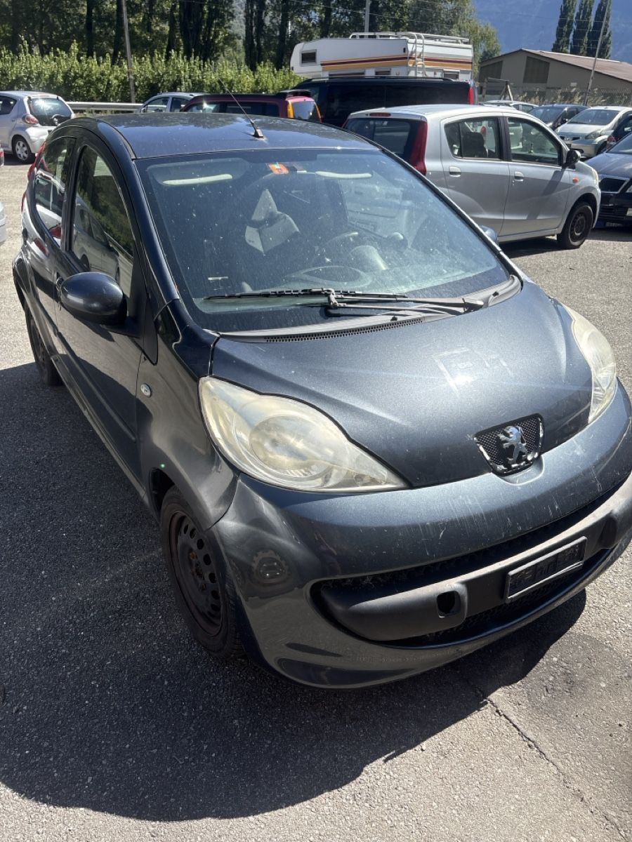 Peugeot Autos: Peugeot 107 1.0 – Defekt aus Vernayaz von jonvs 1