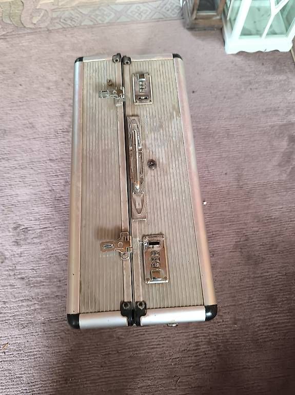 Cavi: Div. Kabel und DVD - Player  – Usato da Walliswil-Nbipp venduto da australien2007 1