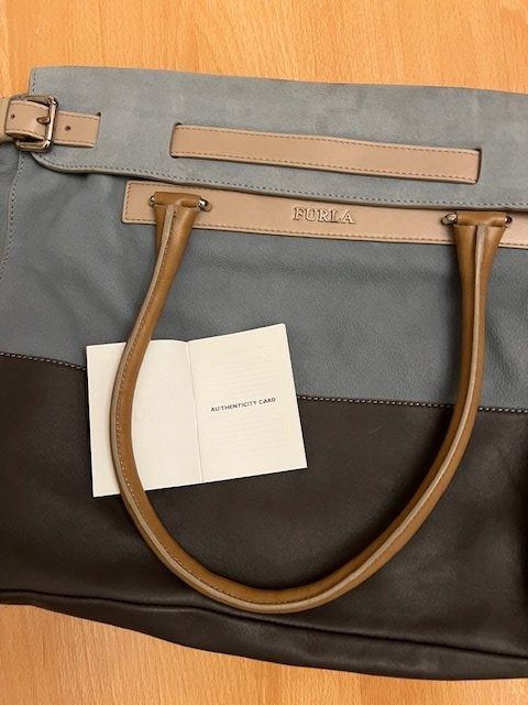 Furla Borse da donna: Furla Handtasche mit authenticity card wie neu – Usato da Wabern venduto da MagdalenaWabern 9