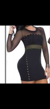 Schwarzes Kleid mit Nieten – Grösse S/M, neu