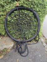 Nestschaukel/Spinnenetz