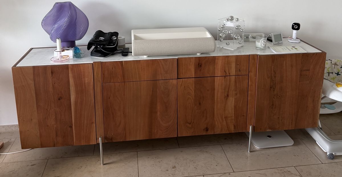 Mobili TV: Side board delife new – Nuovo (secondo la descrizione) da Zürich venduto da Gab.Mar 3