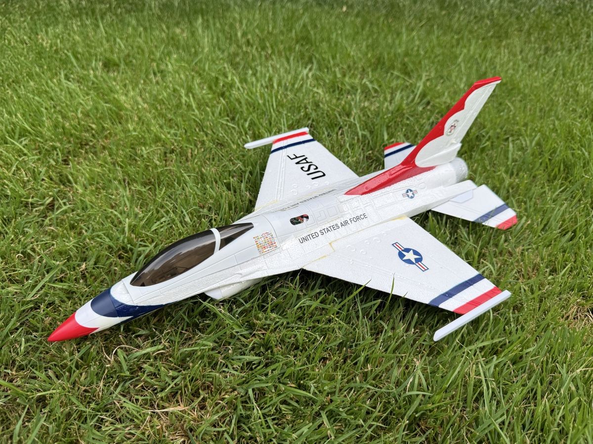 E-Flite RC Kits de montage: E-Flite UMX F-16 BNF Basic AS3X – Neuf (Voir description) à Galgenen par White73 3