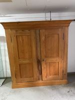Antiker Bauernschrank aus Massivholz | zerlegbar | 190x171cm