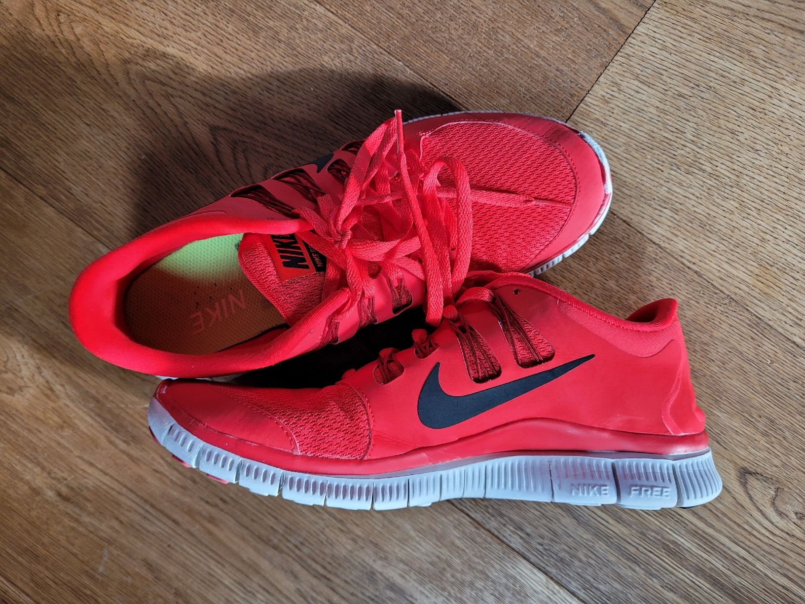Nike Scarpe per ragazzi: Nike Hallen Turnschuh Gr. 41 – Usato da Steffisburg venduto da Gismo49 1
