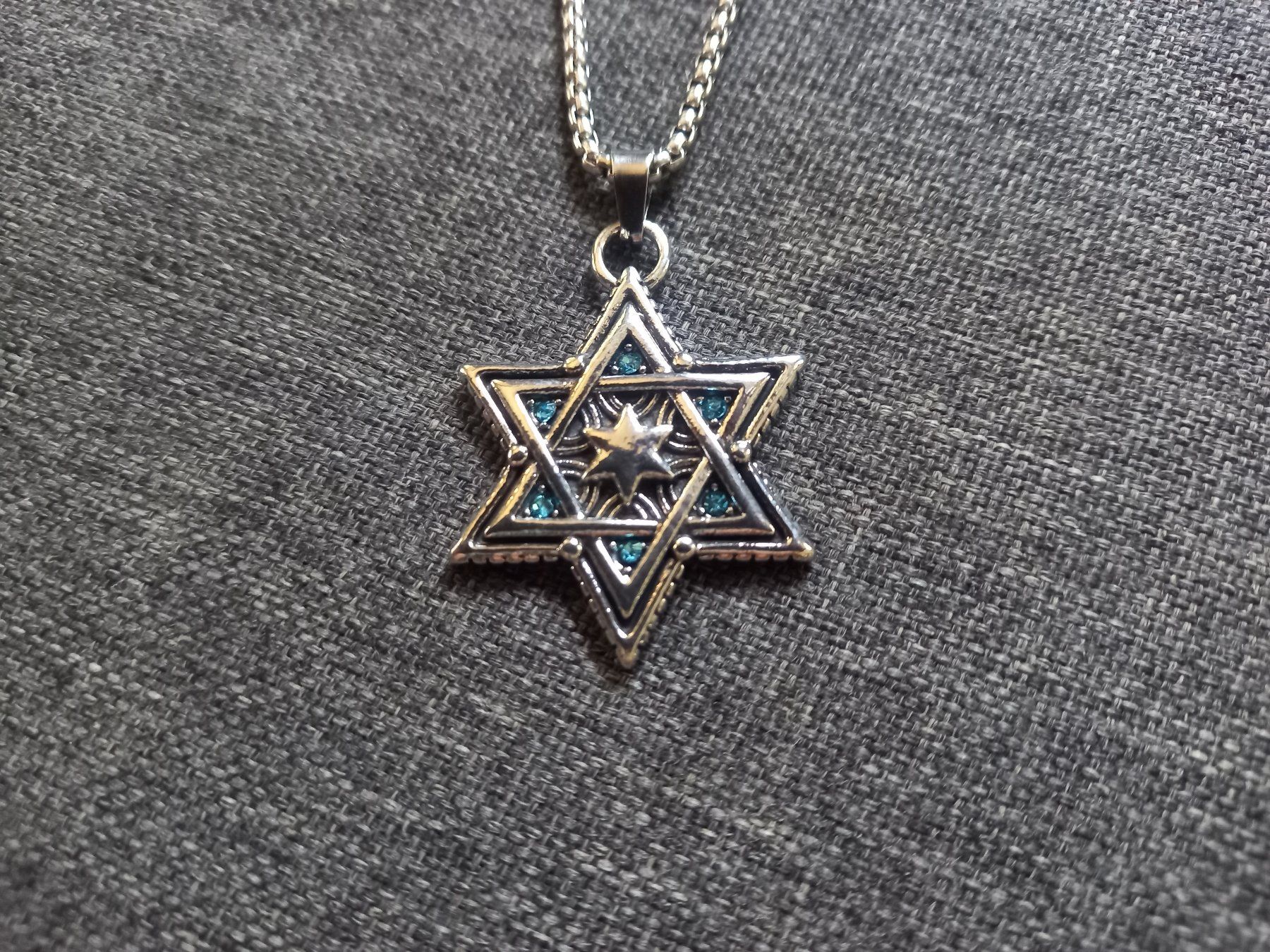Catenine: 3x Davidstern Halskette mit Strass 60cm - Collier étoile – Nuovo e nell'imballaggio originale da Bussigny venduto da NATURALO 1