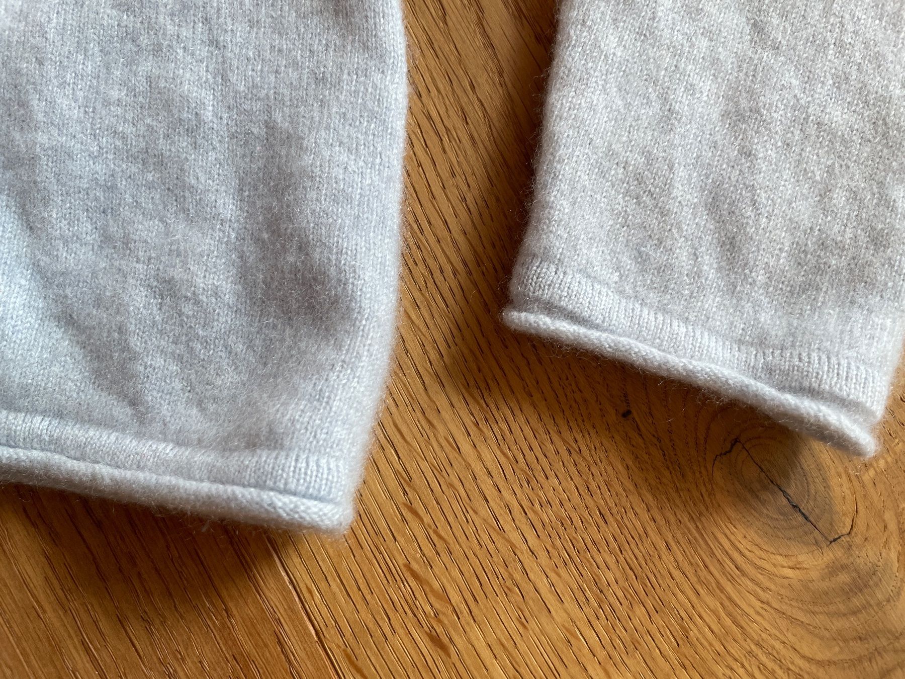 Pulls & Sweat-shirts: Kaschmirpulli Gr.XS hellblau – D'occasion à Hämikon par Balance-me62 3