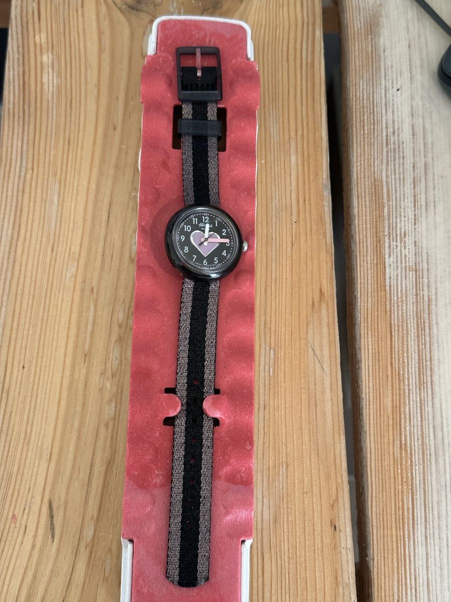Flik Flak Orologi: Orologio Flik Flak per bambini, design cuore, ottimo! – Usato da Novazzano venduto da my_market_place97