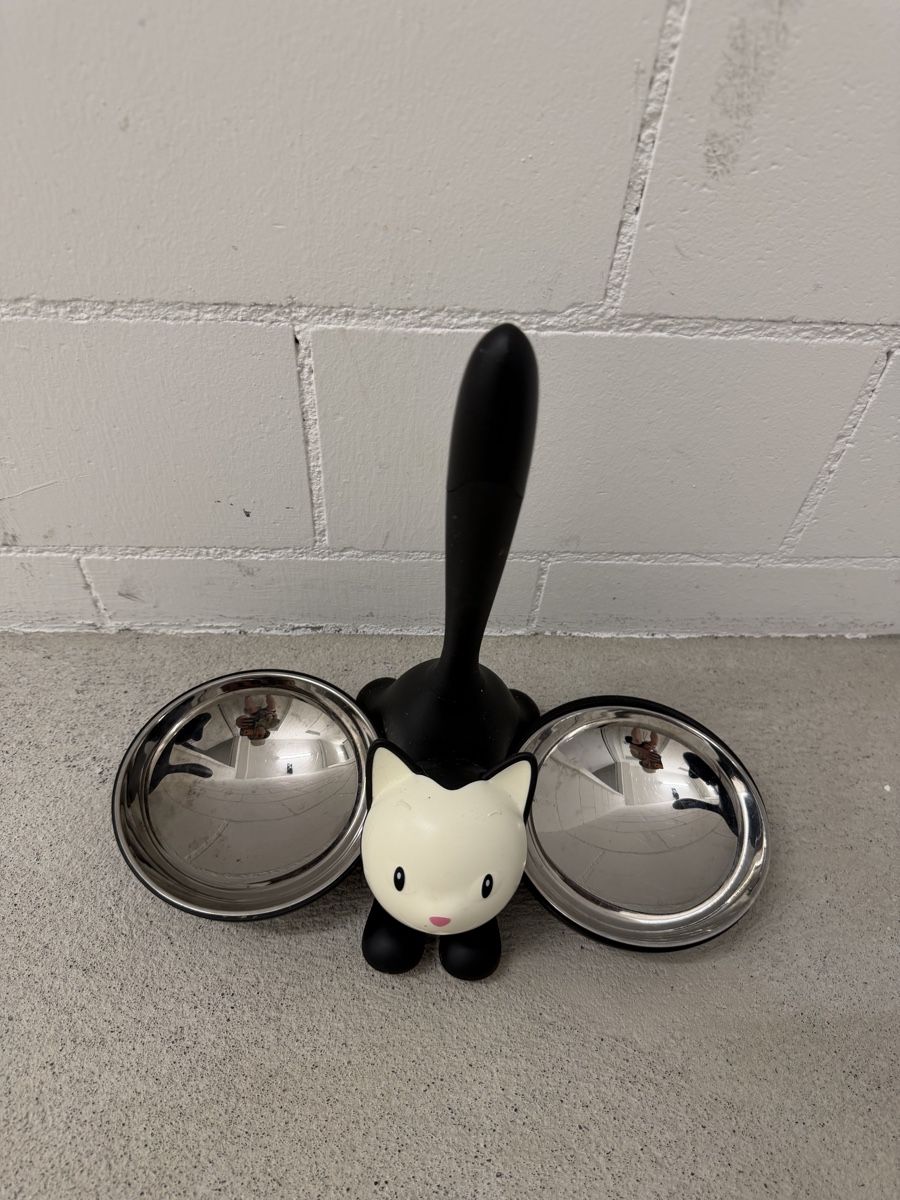 Mangimi: Alessi Tigrito Katzennapf schwarz – Usato da Wetzikon ZH venduto da Ivy2