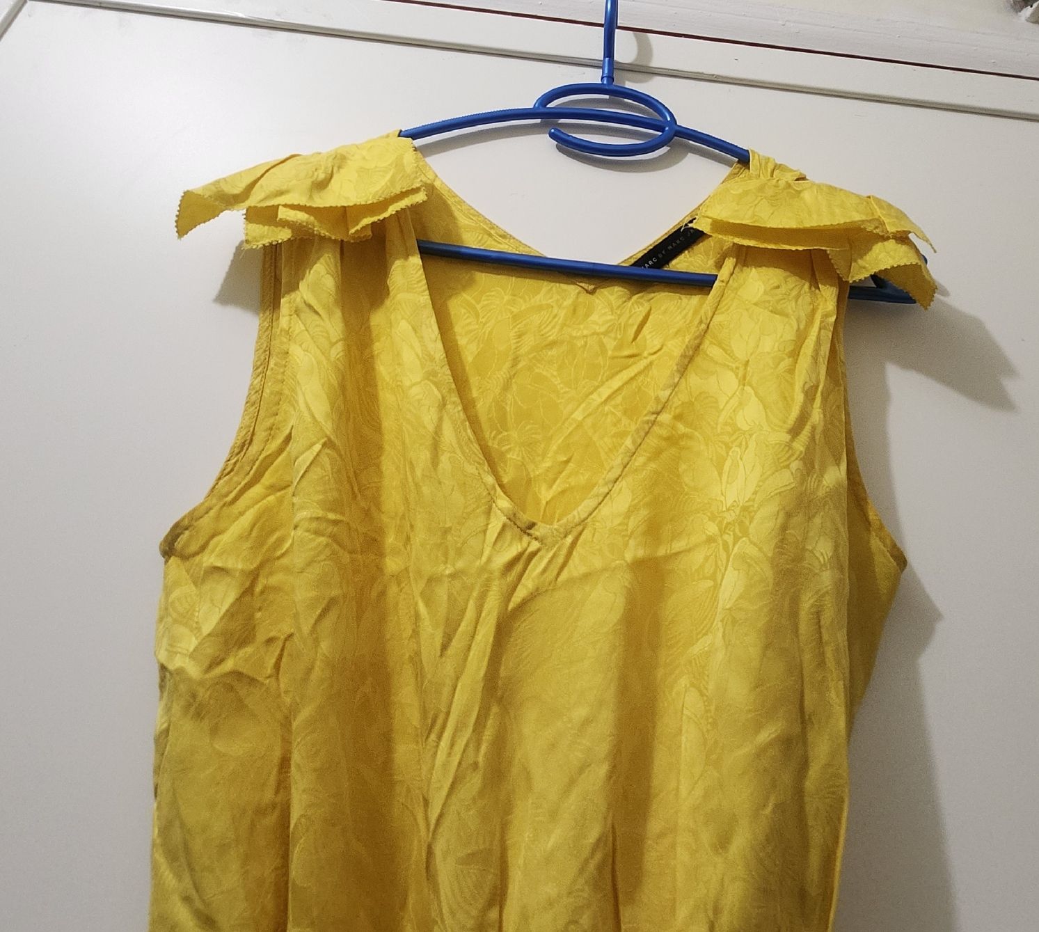 Marc Jacobs Vestiti: Robe Marc by Marc Jacobs jaune sans manches taille M – Usato da Niedergösgen venduto da Eva2410 2