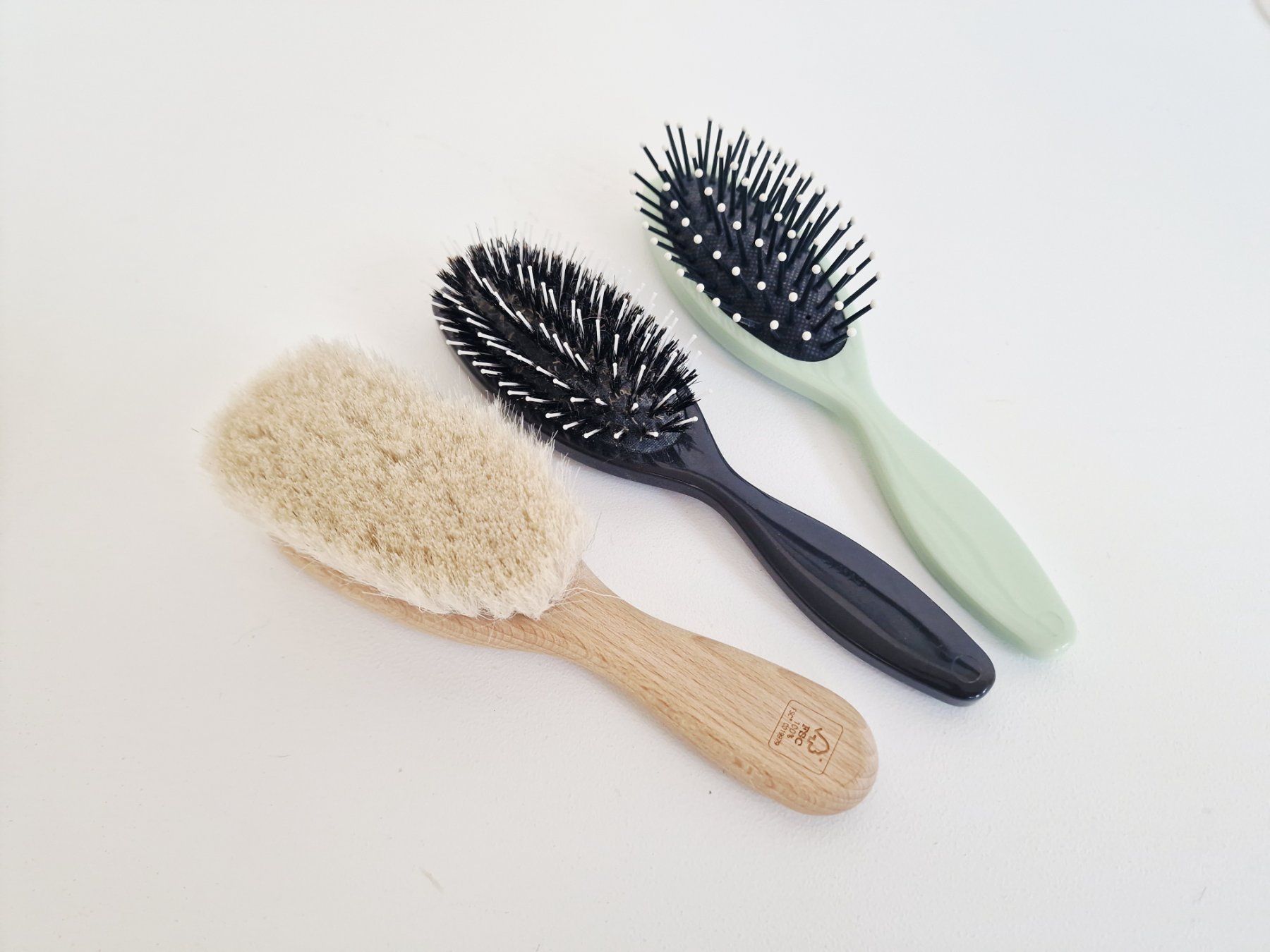 Altro per la cura dei capelli: Baby Kleinkinder Haarbürsten – Usato da Hallau venduto da CHACLA 1