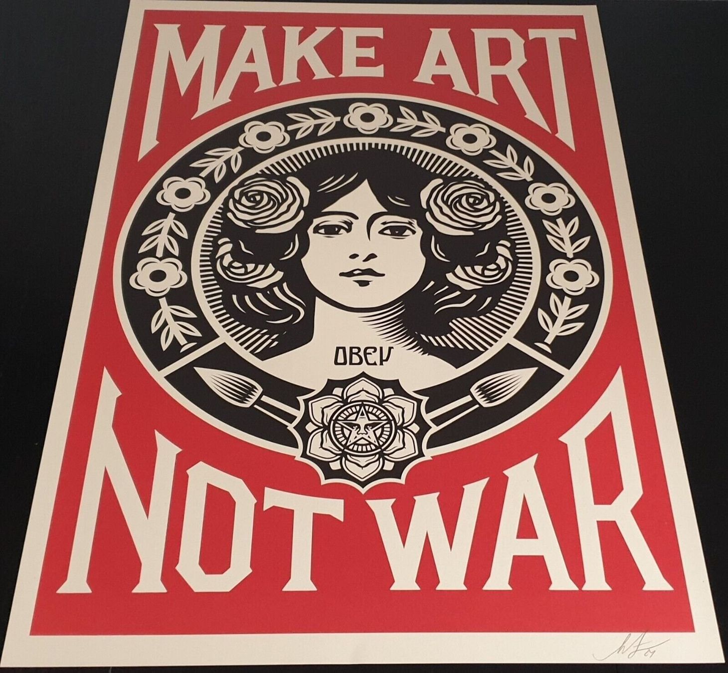 Grafiken & Lithographien: Obey Print Offset signée "Make Art Not War" – Gebraucht aus Confignon von