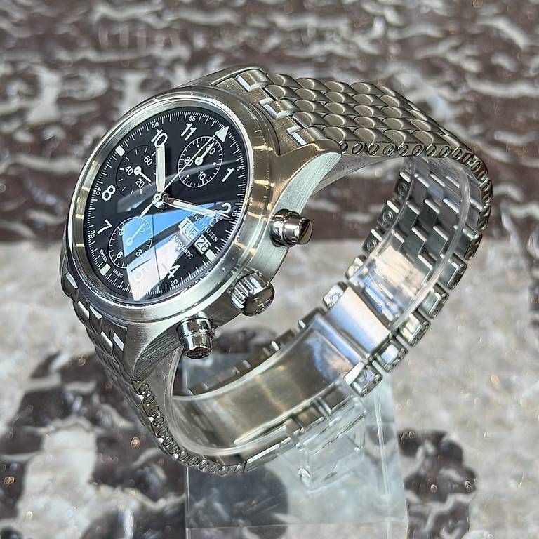 Orologi: IWC Pilot Chronograph IW370603 – Usato da Genève venduto da minty.watches 1