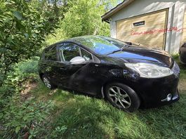 Peugeot 208 1,2VTI