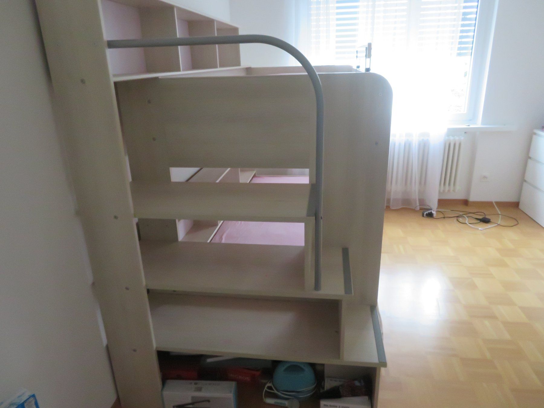 Lits: Kinderhochbett mit Treppe – D'occasion à Weinfelden par aero900 2