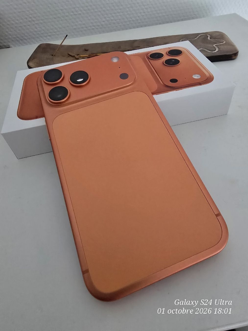Apple Telefoni cellulari / Smartphones: iphone 17 pro max 512GB orange  – Nuovo (secondo la descrizione) da Bernex venduto da elbarrio_82 1