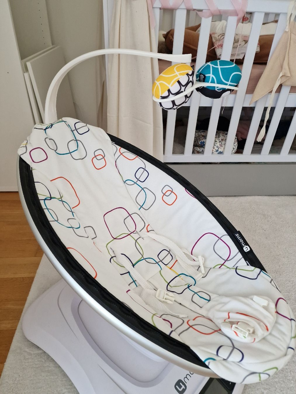 4moms Wippen & Schaukeln: 4moms MamaRoo Babyschaukel weiss neu – Neu (gemäss Beschreibung) aus RHeinfelden von COCOSHELL 1