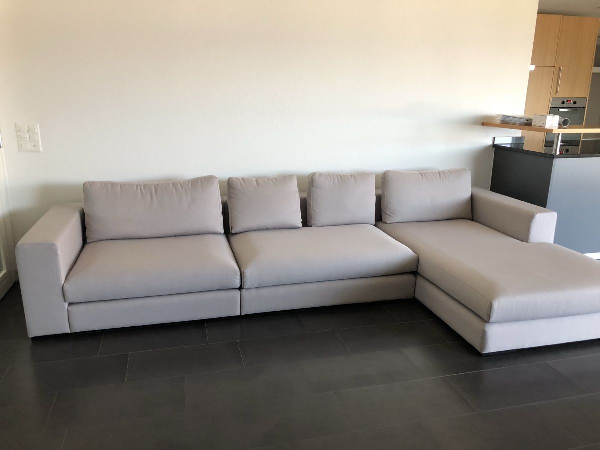 Divani: Designer Sofa hellgrau guter Zustand 350cm – Usato da Wilen b. Wollerau venduto da jgu_t2hl 1