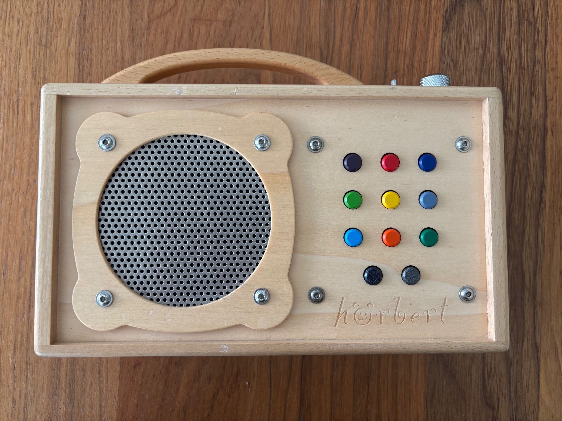 Hörbert Lettore multimediale portatile: Hörbert MP3 Player aus Holz – Usato da Volketswil venduto da ksteiger