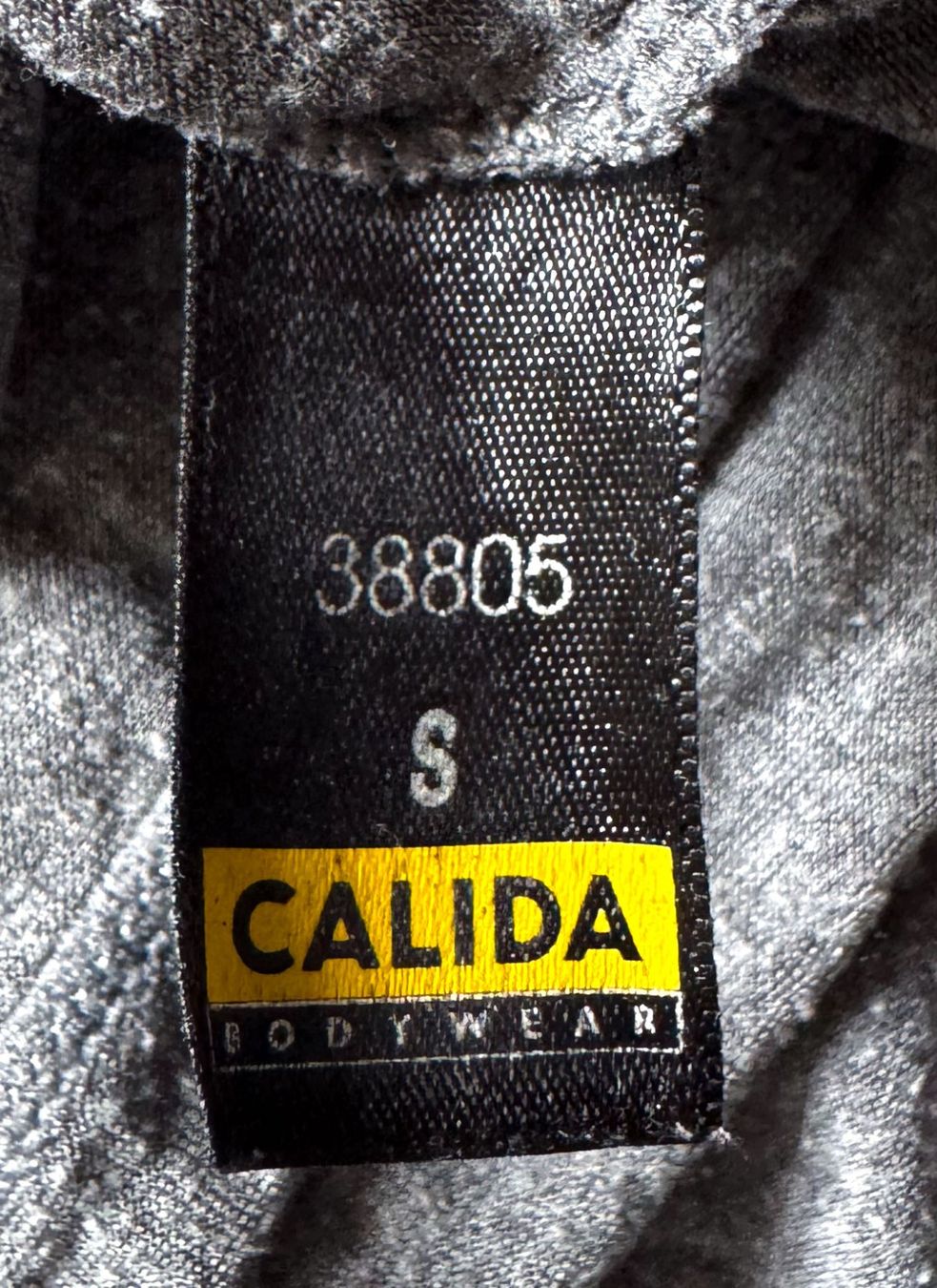 Calida Negligees & Pigiami: Nachthemd Calida Damen Micro Modal Grösse S – Usato da Biel/Bienne venduto da tim_pww5 7