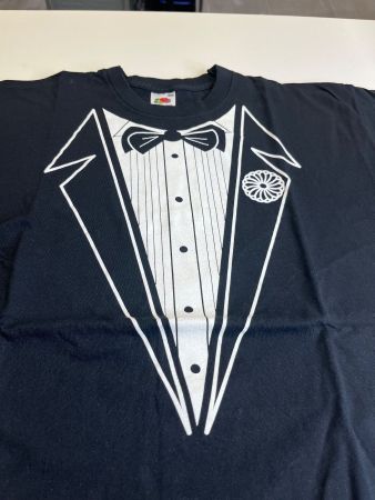 T-Shirt Smoking-Aufdruck, Gr. M