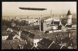 Passepartout-AK Rastatt, Zeppelin über 