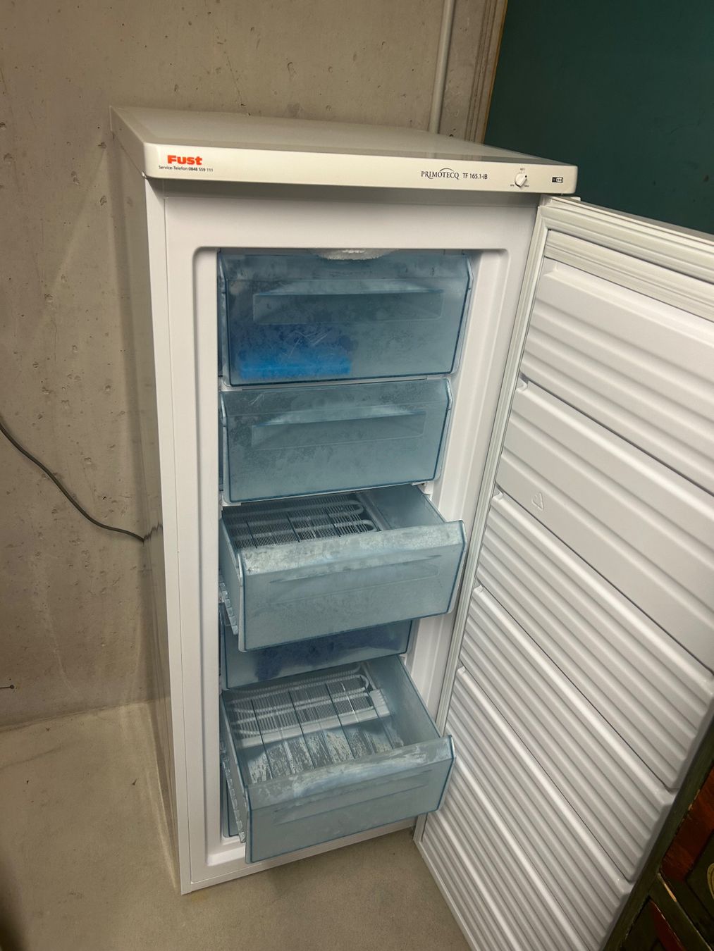 Fust Congelatori: Fust Primotecq TF 165.1-IB Gefrierschrank – Usato da Zürich venduto da nicoleichholzer 3