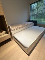 White bed for 1-2 pers./Trundle Storage - Perfect for Guests