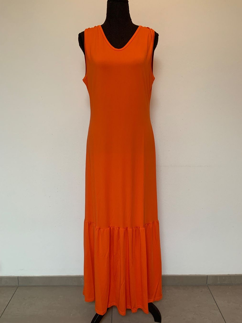 Vestiti: Maxikleid aus Jersey – Nuovo (secondo la descrizione) da Sigriswil venduto da ck56