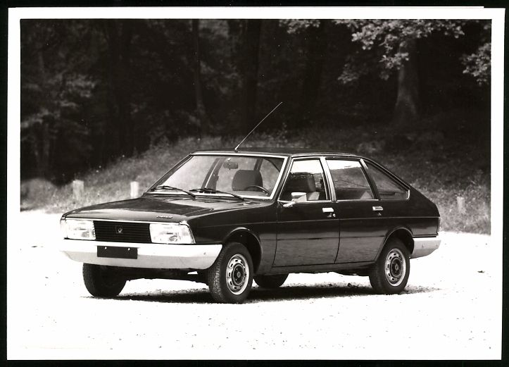 Fotografie & Manifesti: Fotografie Auto Chrysler Simca 1307 /130 – Usato da Berlin venduto da bartko-reher