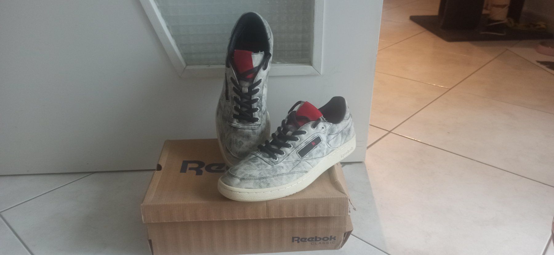 Scarpe da uomo: Reebok Classic x Kendrick Lamar Club C – Usato da porrentruy venduto da valie02