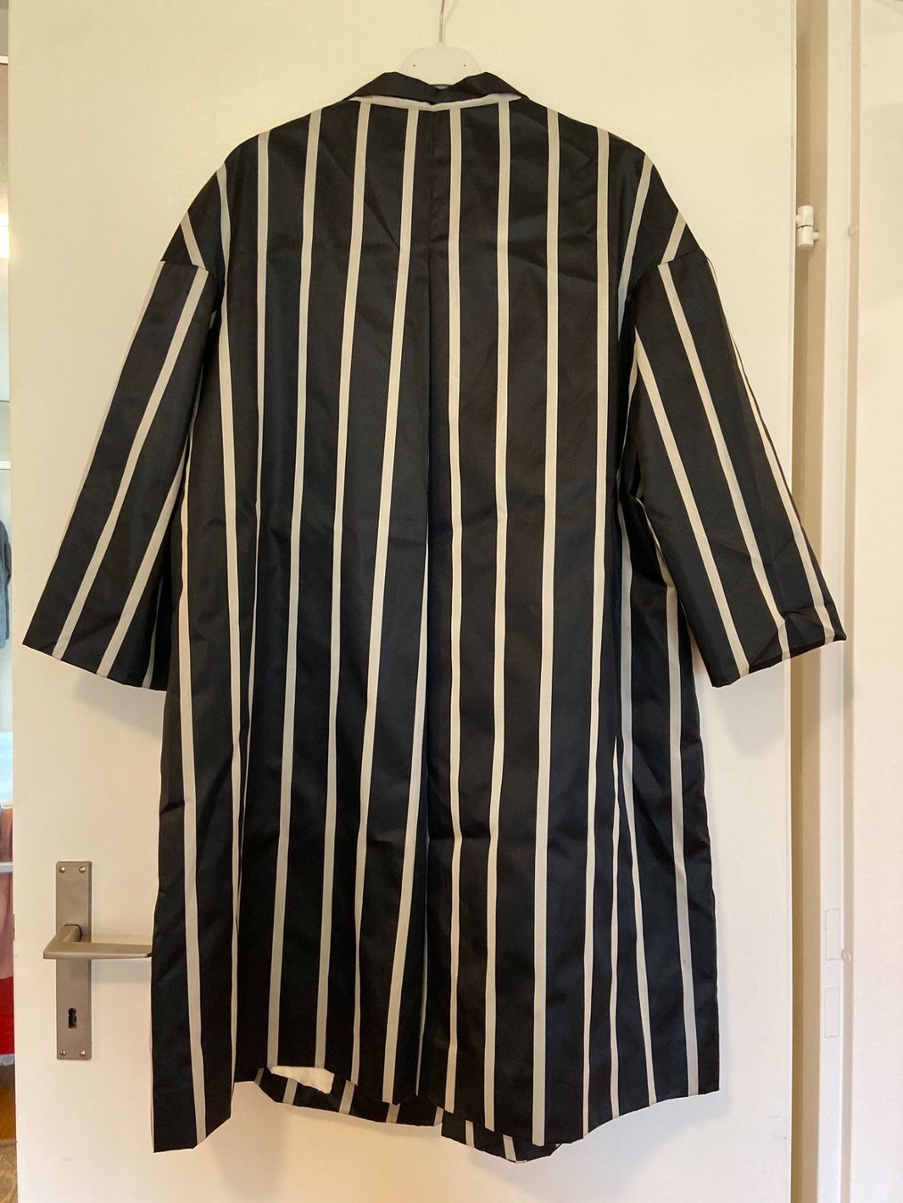Cappotti: Jacke / Kurzmantel s Oversized / gr m – Usato da Jonen venduto da Lux.K. 1