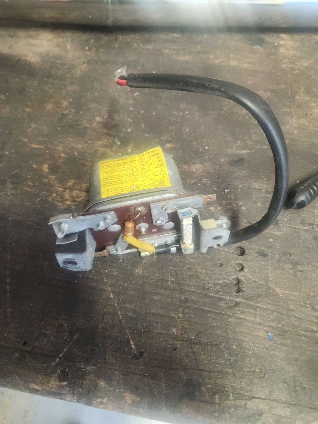 VW Toutes les pièces auto: Régulateur VW Cox 6 volts – D'occasion à Céligny par Taototo73