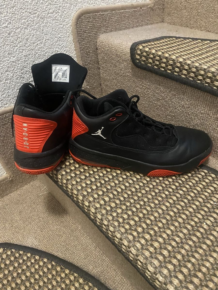 Herrenschuhe: Jordan Turnschuhe Größe 41 – Gebraucht aus Brütten von Yecil 5