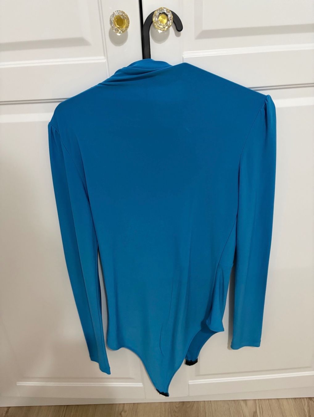 Tops: Body bleu manches longues – Gebraucht aus Monthey von Sevdije.Kololli 1