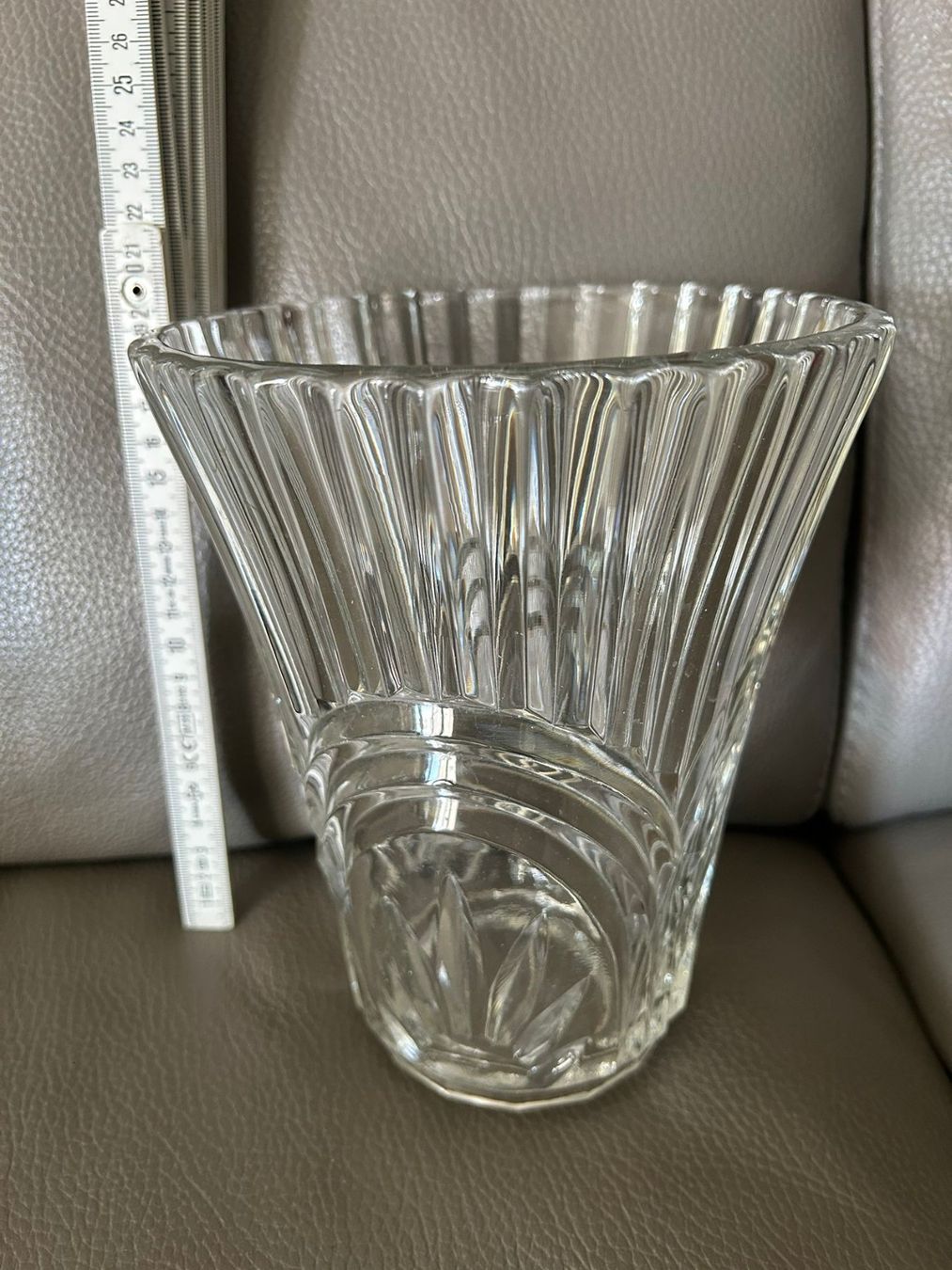 Vasi & Recipienti: Vaso in vetro pesante – Usato da Melano venduto da H-Sara 1