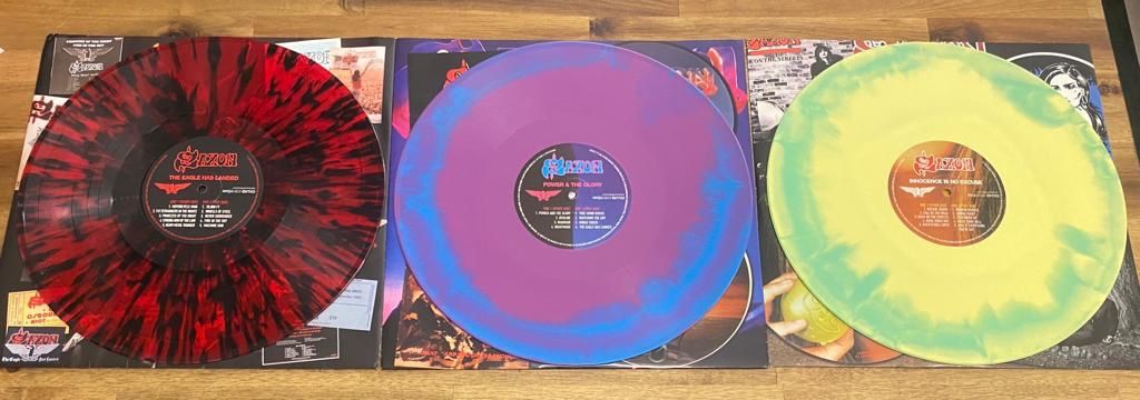 Dischi in vinile: Saxon (3 LP)Colo. Splatter Vinyl 2018 – Nuovo (secondo la descrizione) da Belp venduto da B7L0 6