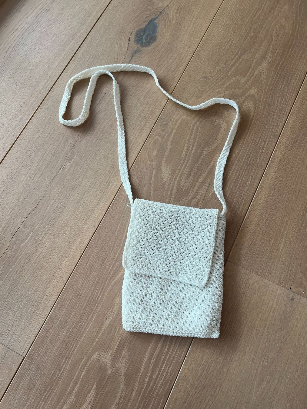 Borse da donna: Kleine Textiltasche, Häkeloptik – Usato da Wettingen venduto da skilpadde