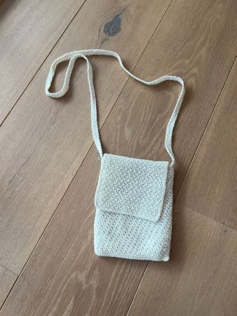 Kleine Textiltasche, Häkeloptik