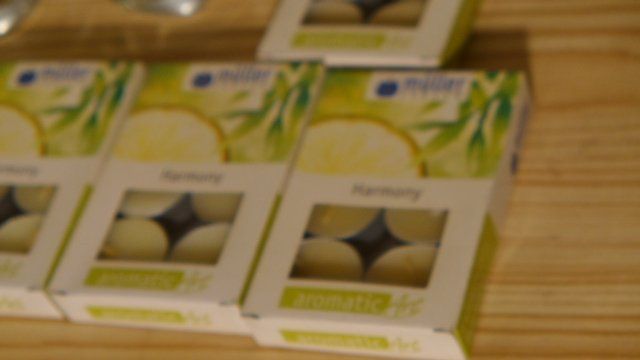 Kerzen: Weihnachtsdeko, Duftkerzen, Teelichter – Gebraucht aus Zürich von inf_gt6t 8