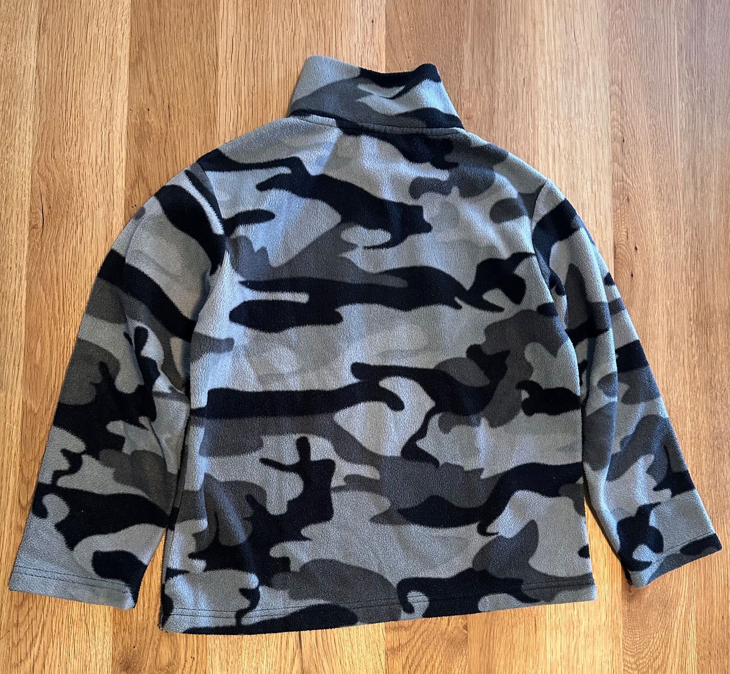 Pulls et sweat-shirts: warmer Pullover Gr. 128 – D'occasion à Illnau par Xanny777 1