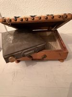 Antiker Fussschemel