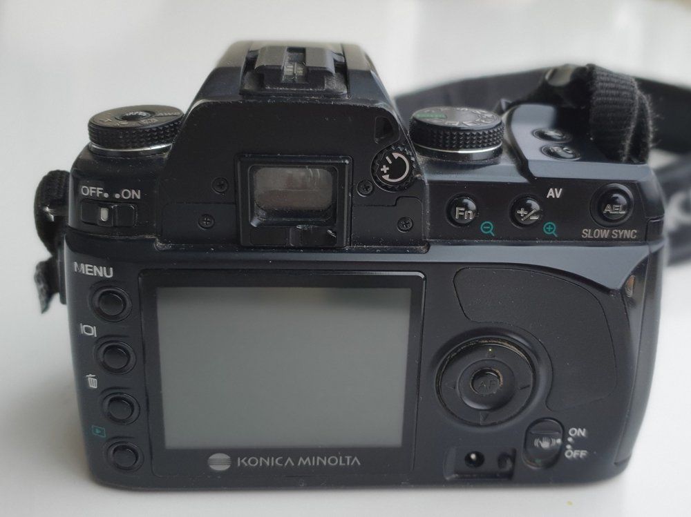 KONICA MINOLTA DYNAX 5D, Spiegelreflex, digital mit Zubehör 3