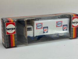 GB3- Herpa Mercedes Langnese Koffer LKW