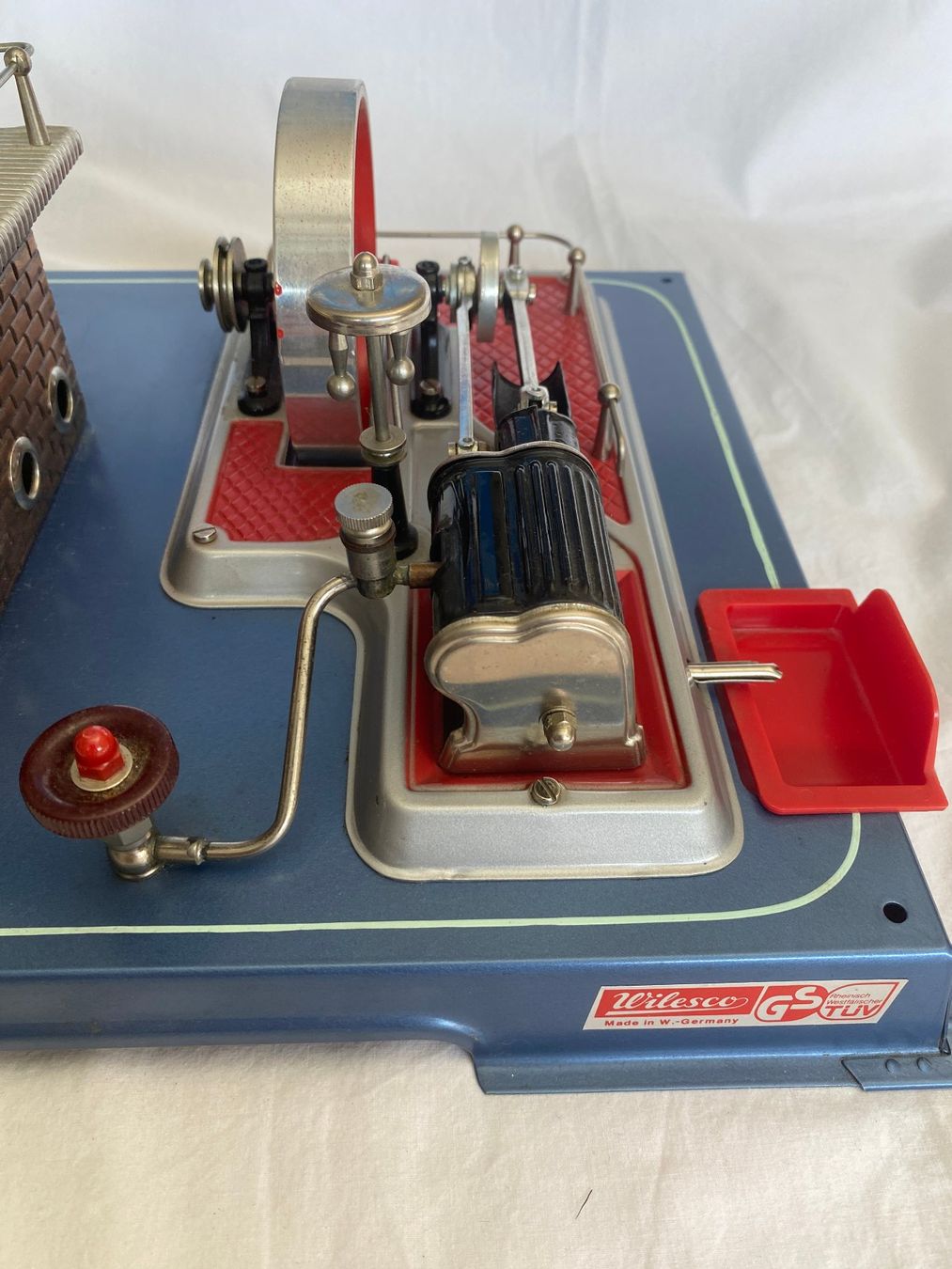Wilesco Kit di modellismo & Modellini statici: Wilesco D20 Dampfmaschine mit Originalverpackung – Usato da Steinhausen venduto da Kruizer 7
