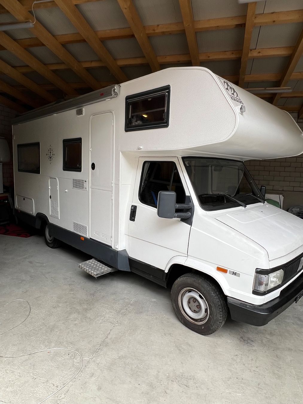 Fiat Veicoli da campeggio: Fiat Ducato 1,9 TD – Usato da Zürich venduto da sch_vn6b