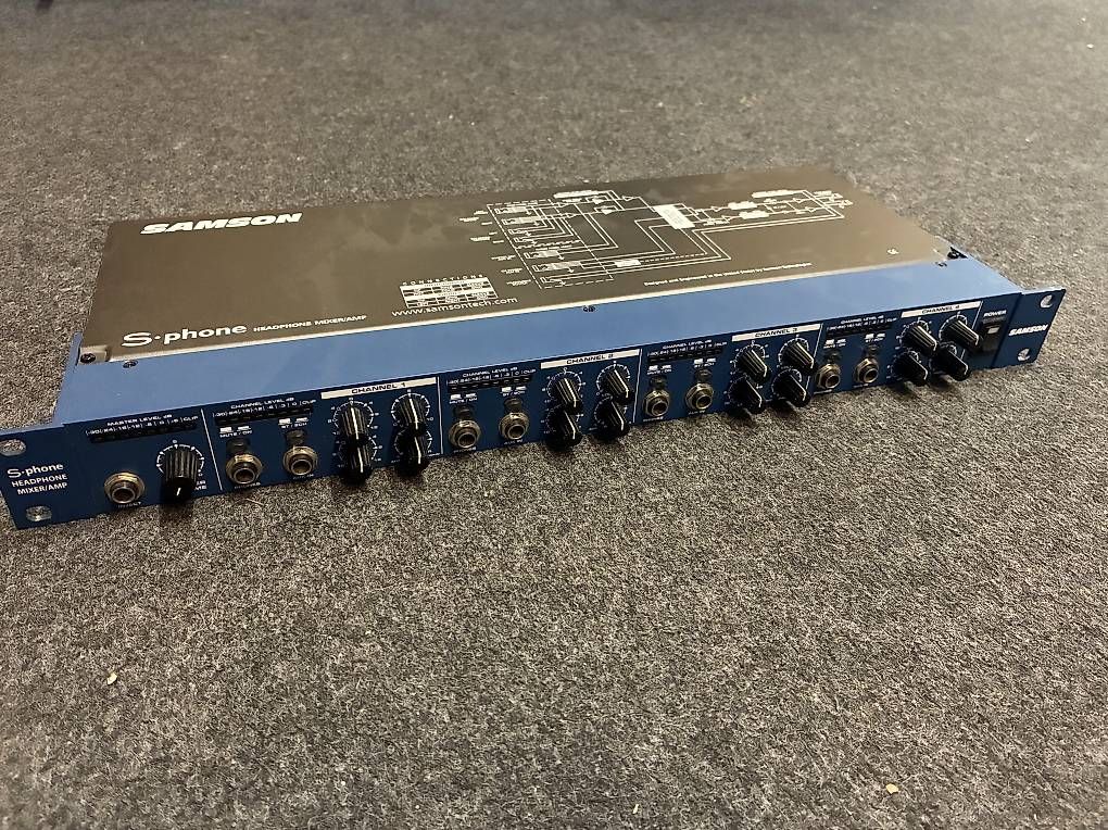 Amplificatori: Ampli casque / Kopfhörer Verstärker Samson – Usato da St-Maurice venduto da Crocopiorne