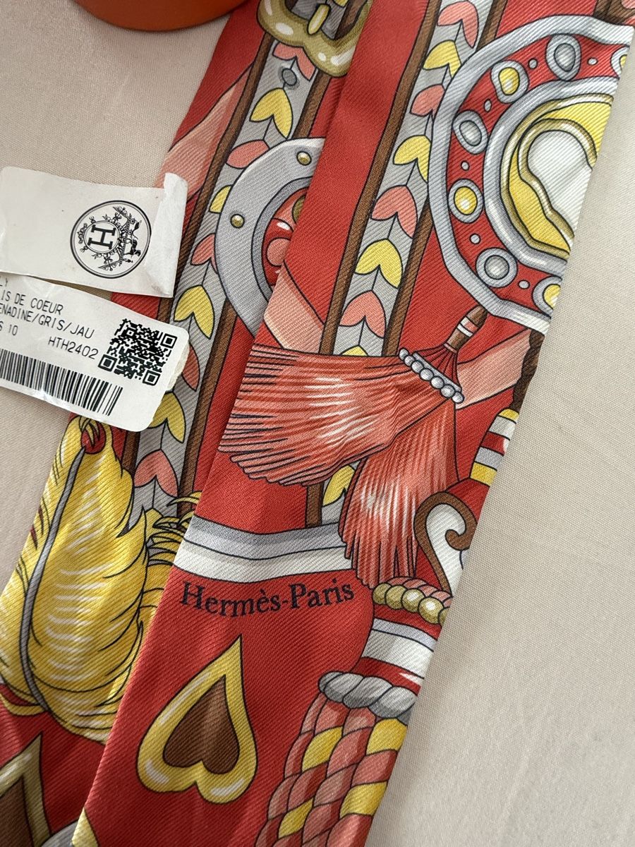 Hermès Accessori per capelli: Hermes twilly – Nuovo (secondo la descrizione) da Montagnola venduto da sar_g6nd 2