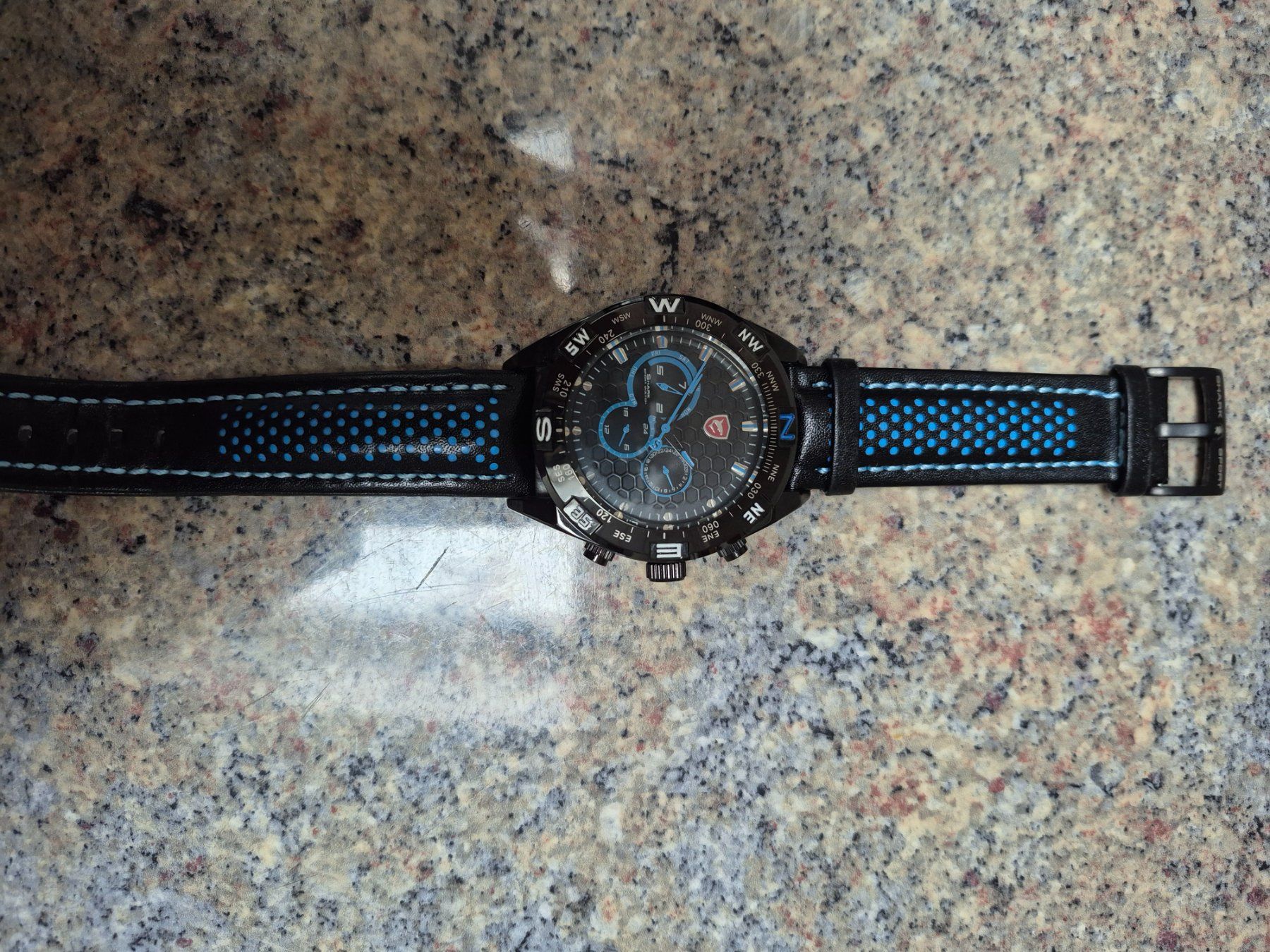 Bracciali & Braccialetti: shark sport watch nagelneu – Nuovo (secondo la descrizione) da Aesch BL venduto da Moni1211