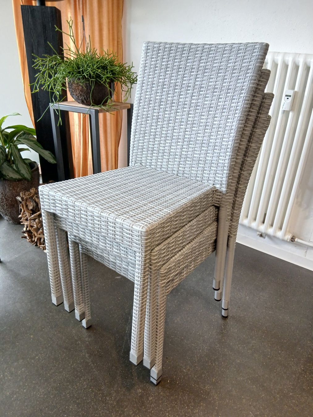 Chaises: Stühle   Gartenstühle – D'occasion à Aadorf par ren_t9bx 2